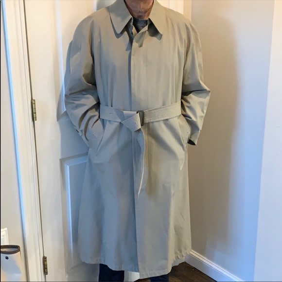 Men’s Burberry Trench Coat - Picture 3 of 5